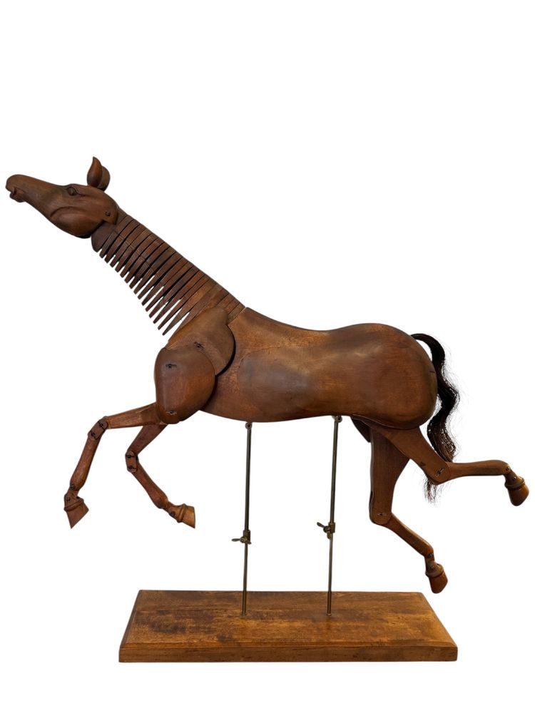 Artist horse - articulated - oak - France - XX ème