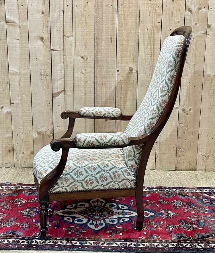 Fauteuil Voltaire XIXème en noyer