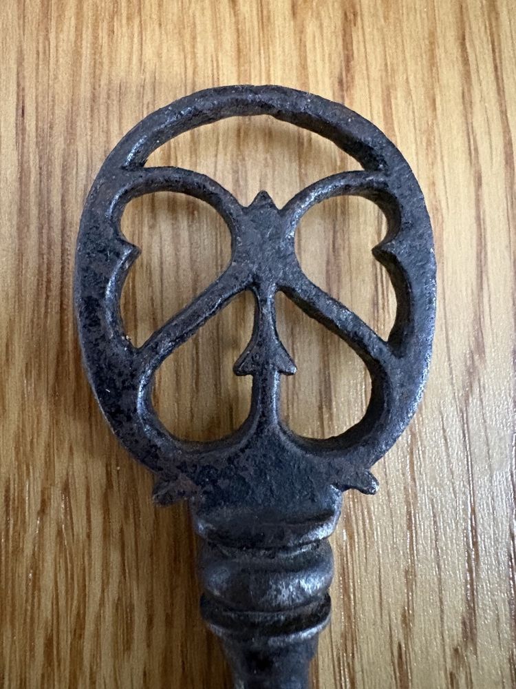 Wrought iron wedding key 17th century