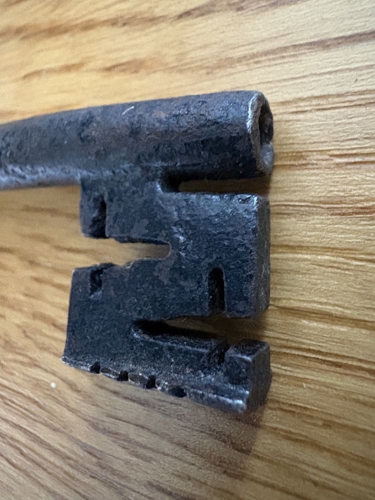 Wrought iron wedding key 17th century