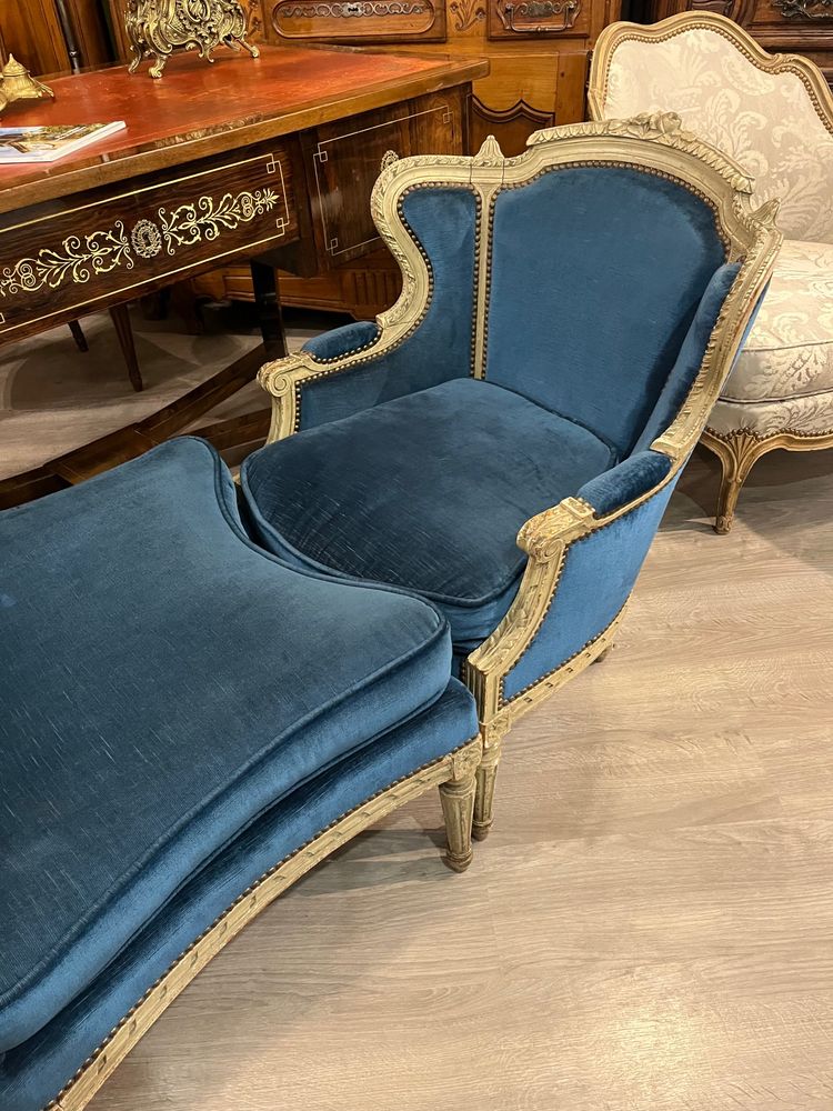 Louis XVI style 19th century broken duchess
