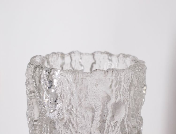Brutalistische Wandleuchten aus massivem Messing