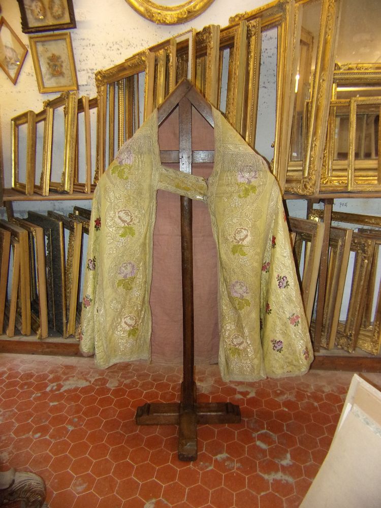 Sacristy Chasuble Stand, In Oak, 18th Century.