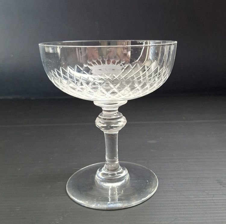 Set of eleven crystal goblets _ Count's Crown _ 19th century