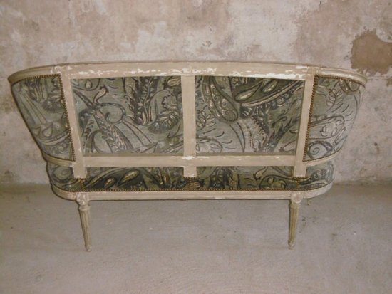 Louis XVI period basket sofa