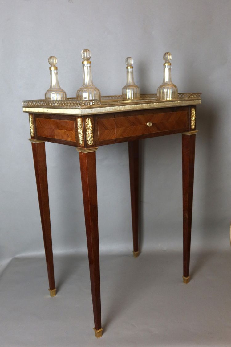 Boin-Taburet coffee table and silverware