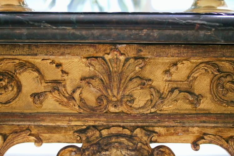 Console en bois doré Louis XIV