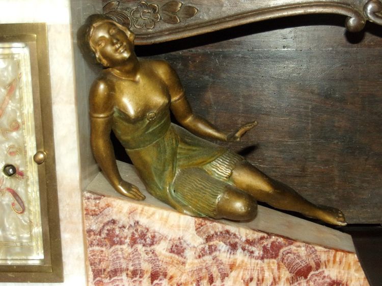 Grande Pendule Et Cassolettes En Marbre, époque Début 20ème, Art Déco.