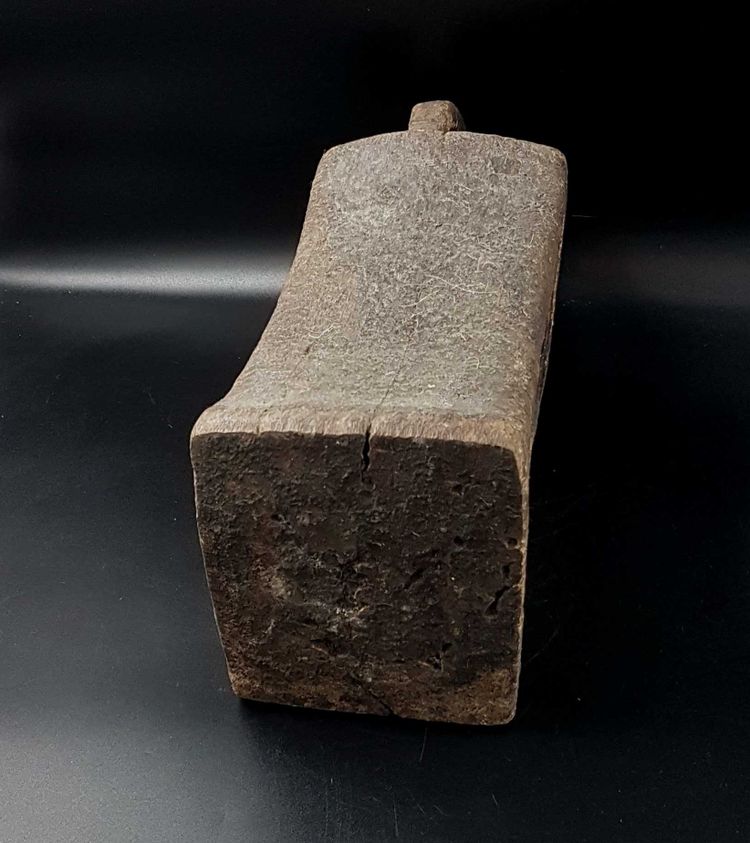 Tabouret fétiché, peuple Baoulé, Côte d'Ivoire