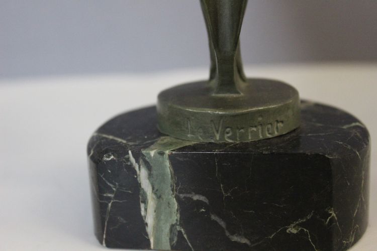 Jeune Femme au Voile par Max Le Verrier vers 1930