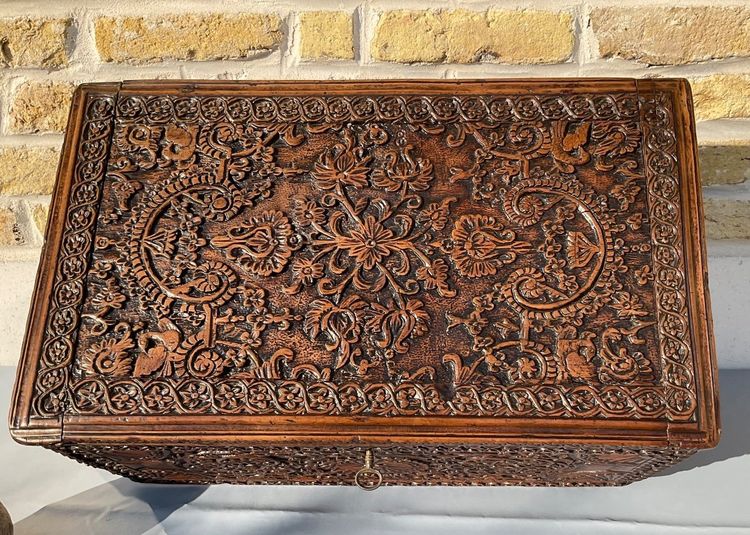 Scatola di legno di Santa Lucia del XIX secolo