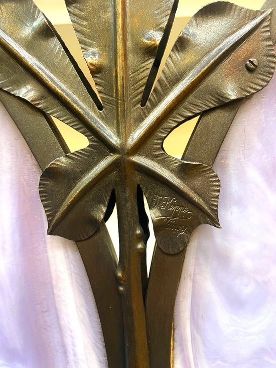 Art Nouveau Firewall in the Marronniers
