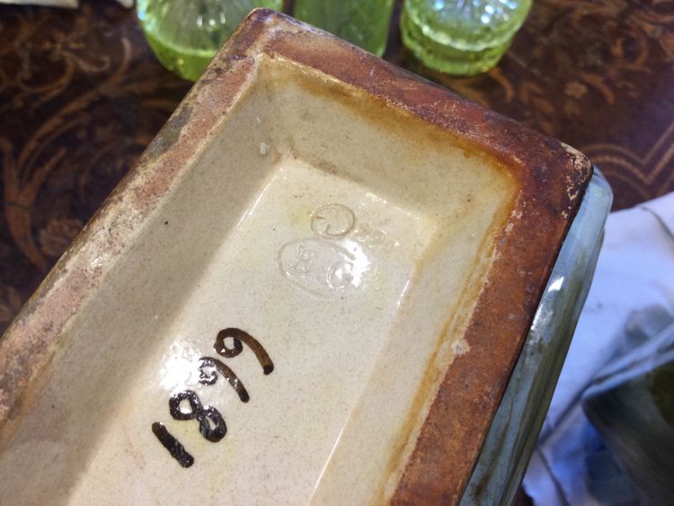 Coppia di vasi in terracotta Montigny