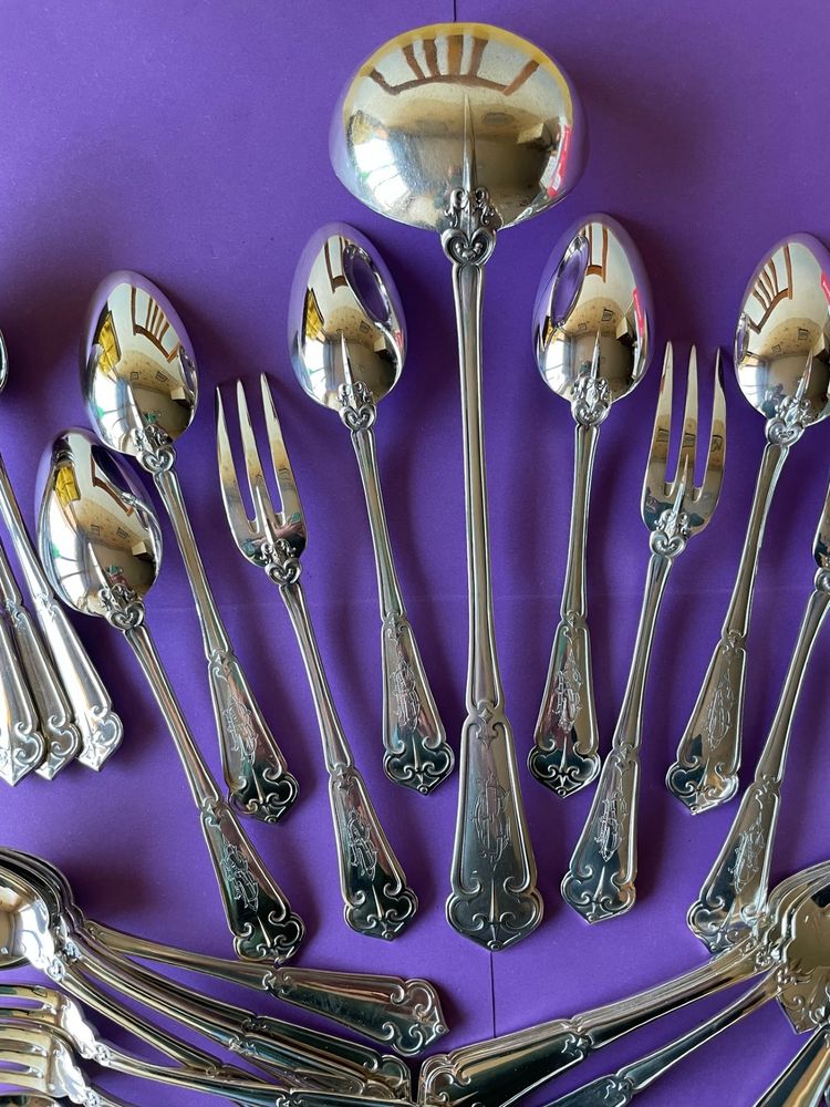 49-piece household set.