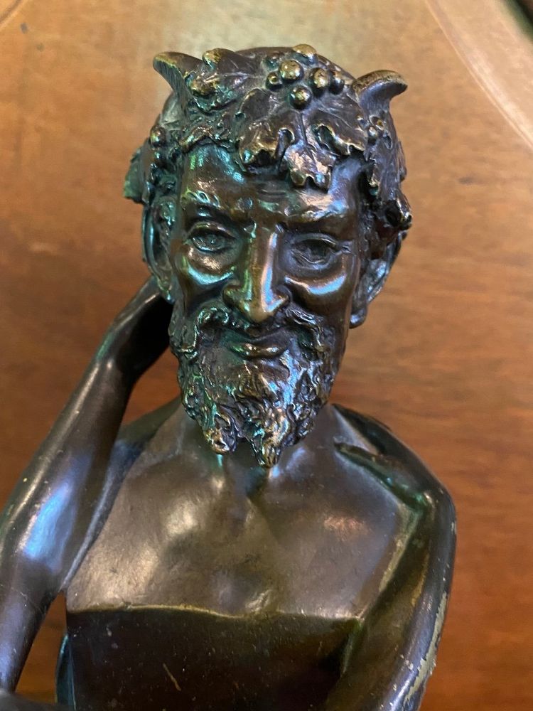 Offerta a Priapo, da Clodion, bronzo del XIX secolo