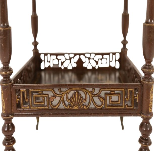 Small side table decorated with Japanese-style lacquer. Napoleon III period. LS6741109