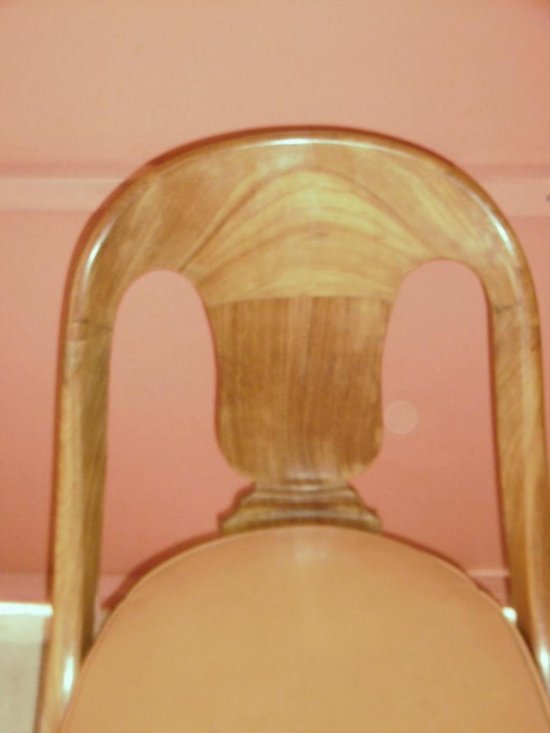 Periodo di restauro di una serie di sei sedie della gondola