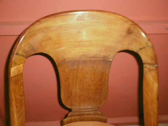 Periodo di restauro di una serie di sei sedie della gondola