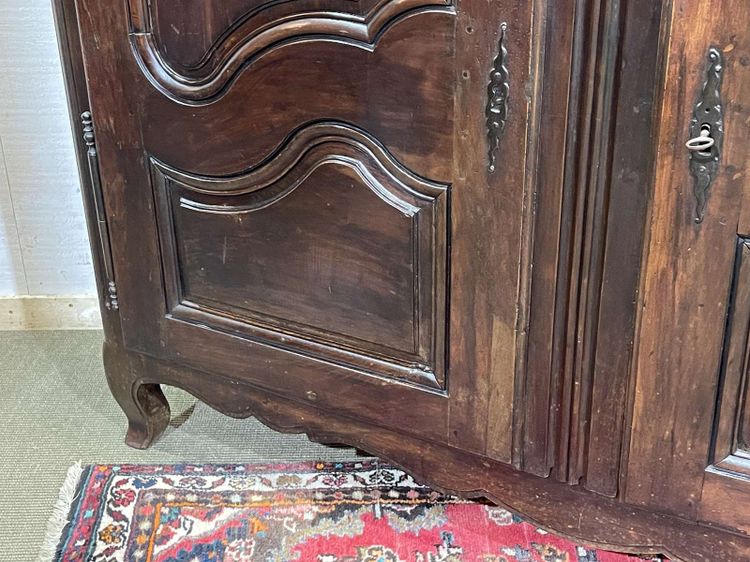 Low Louis XV style cupboard in 19th century walnut