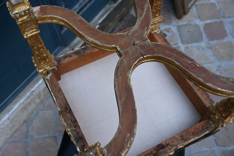 Pair of Louis XIV style gilded wood stools with struts