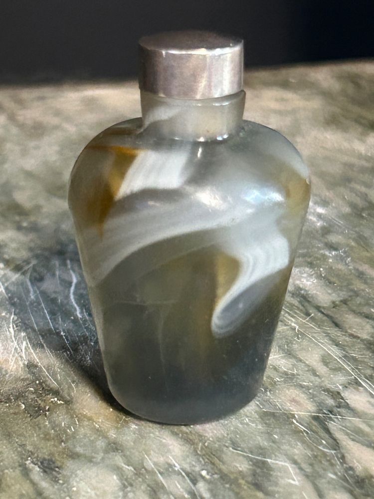 Tabacchiera cinese in agata della fine del XIX secolo o dell'inizio del XX secolo - Snuff bottle - Cina