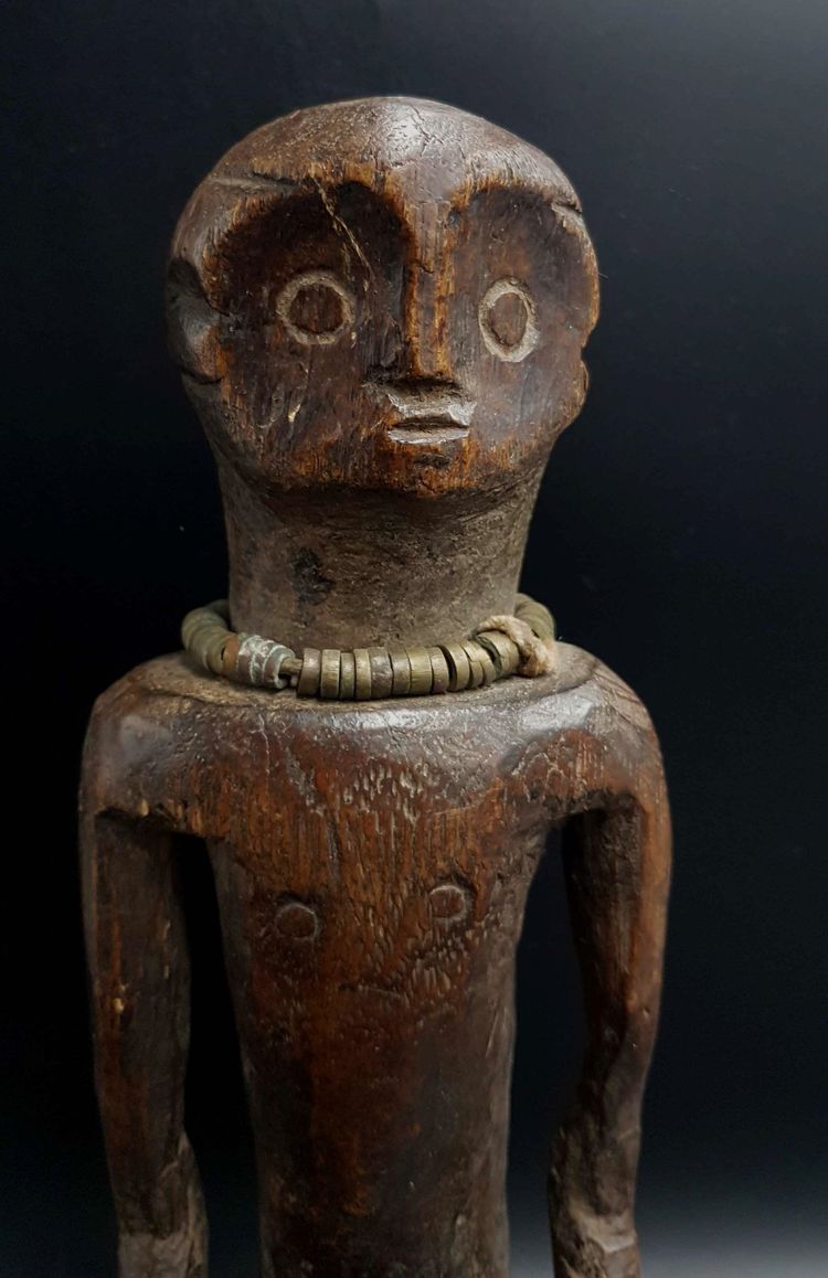 Statue of the Ngbaka people, D.R.C 01