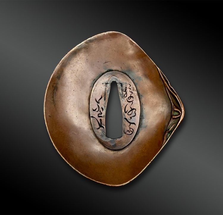TSUBA hamaguri - Japon - Période Edo (1603-1868)