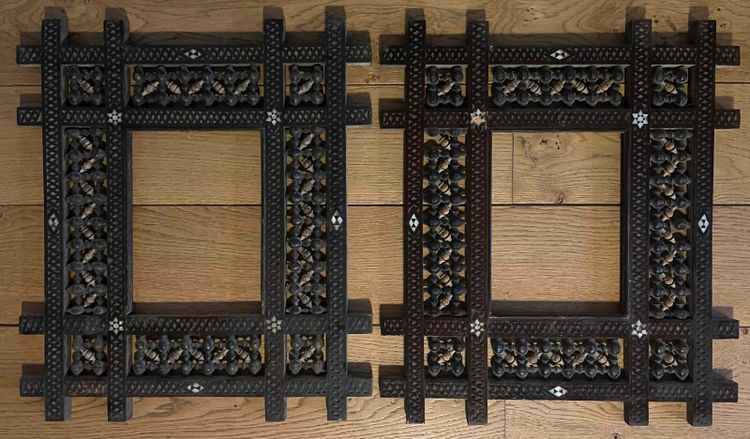 Pendant of orientalist frames (end of XIX°) moucharabieh with inlays