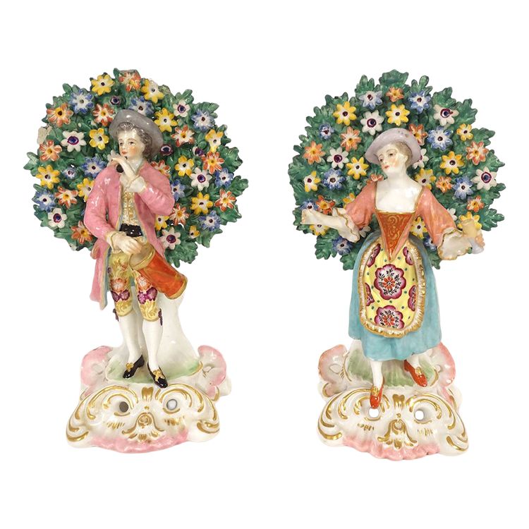 Paire statuettes porcelaine anglaise Chelsea Derby couple personnages XIXè 
