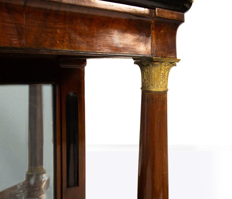 Console en noyer, début du XIXe siècle