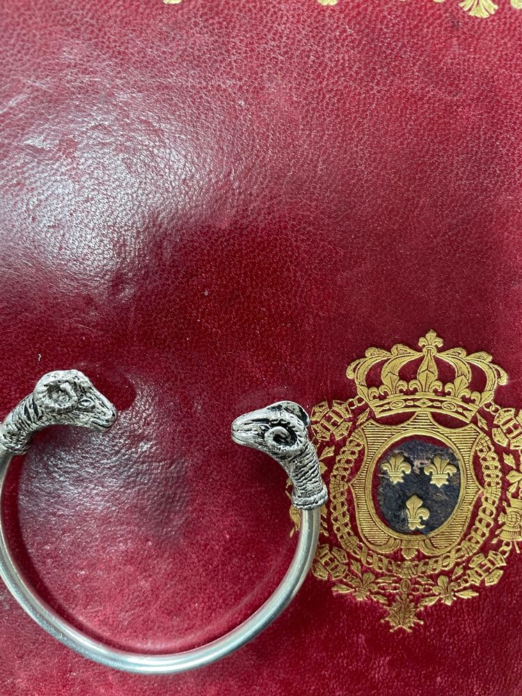 Bracelet tête de béliers argent 