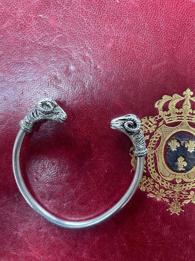 Bracelet tête de béliers argent 