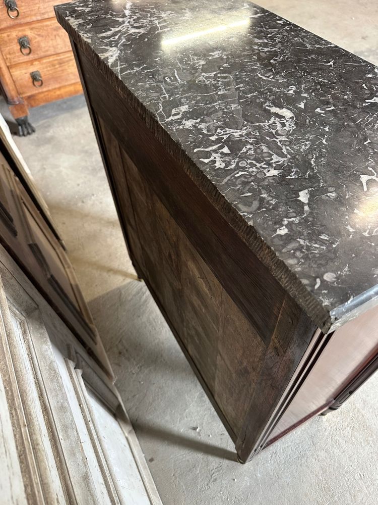 Piccola credenza in stile Luigi XVI