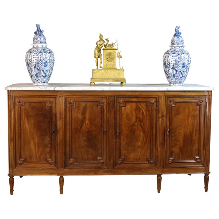 Sideboard aus der Zeit Ludwigs XVI., gestempelt Dester