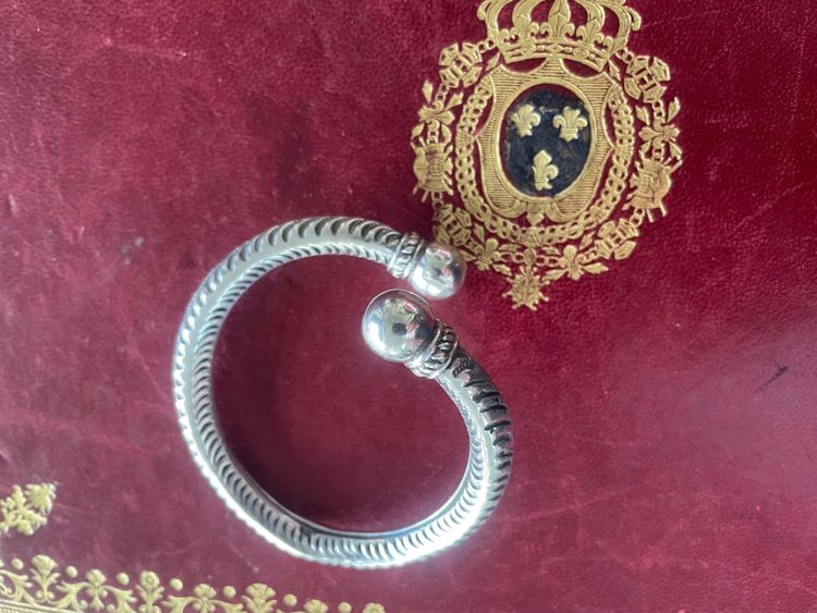 Silbernes Armband