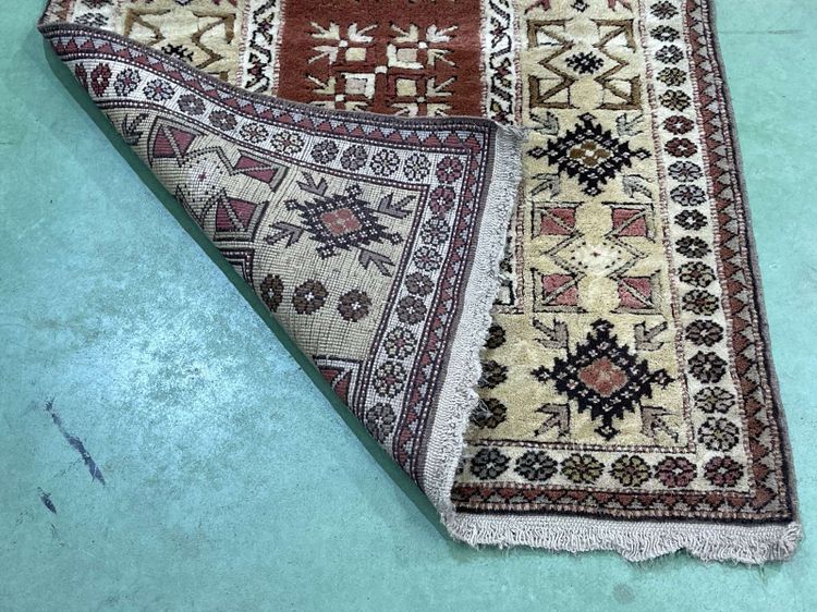 Handgeknüpfter iranischer Wollteppich – 1,47 m x 91 cm