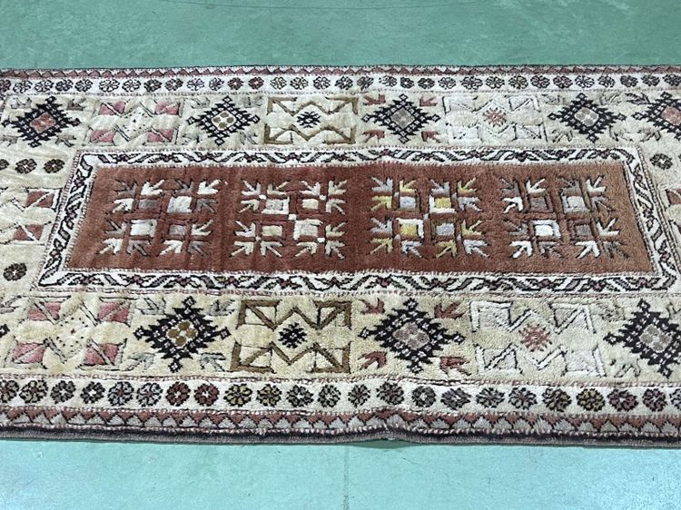 Handgeknüpfter iranischer Wollteppich – 1,47 m x 91 cm