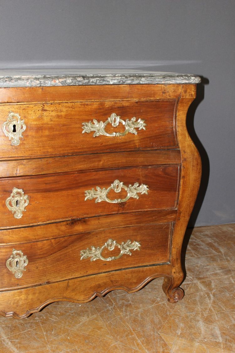 18th-century walnut tomb-shaped commode