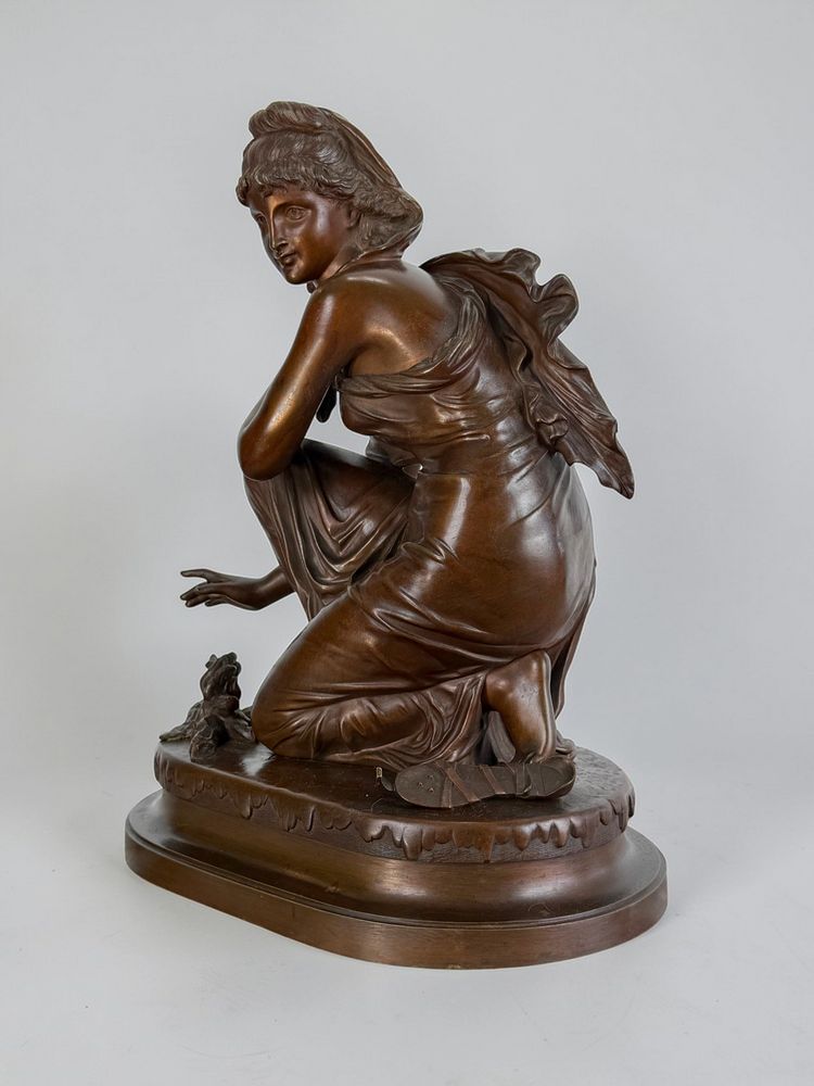 SCULPTURE EN BRONZE SIGNÉ DE ÉMILE LAURENT 1832 / 1898 REPRÉSENTANT UNE FEMME