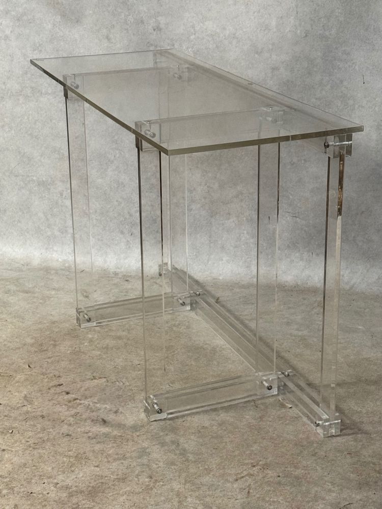 console in plexiglass