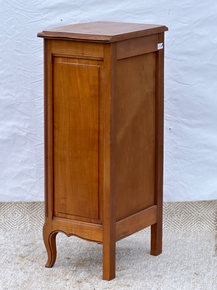 5-drawer cherry wood chest of drawers