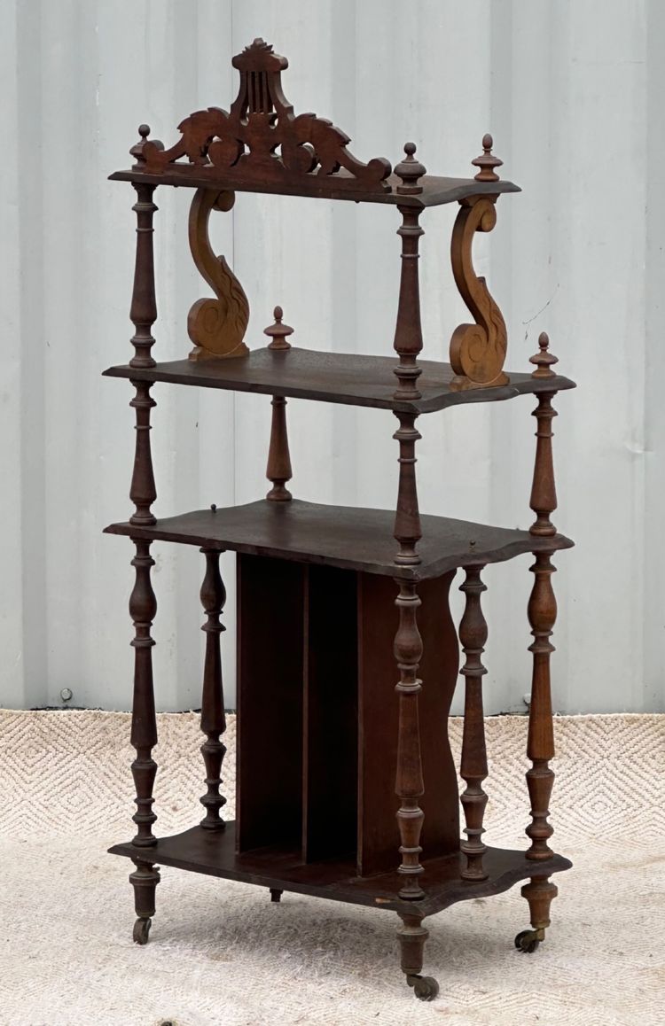 Armadietto musicale