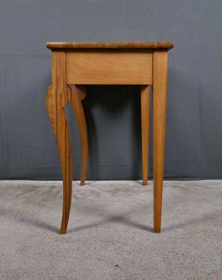 Petite Table Console en Noyer, époque Restauration – Début XIXe