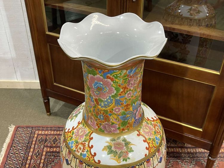 Große chinesische Vase aus dem 20. Jahrhundert