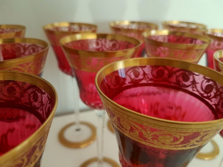 Saint Louis Red Crystal Roemer  Thistle Gold Model