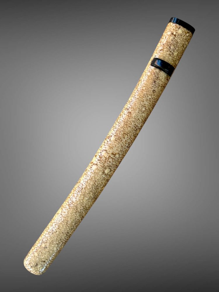 Tanto de samuraï, saya en galuchat - Période Edo (1603-1868).