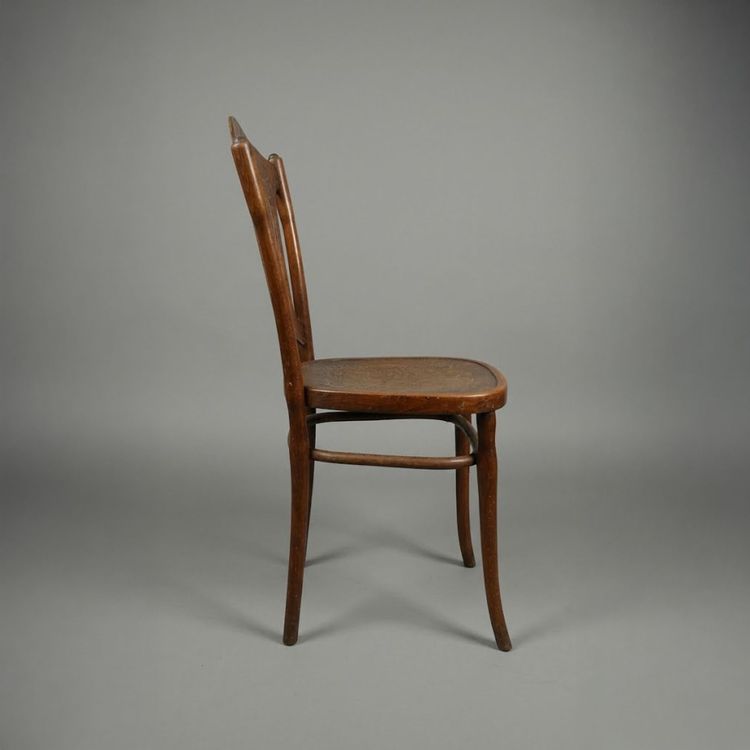 Set of Six Bentwood Chairs — J. & J. Kohn, Vienna, circa 1900