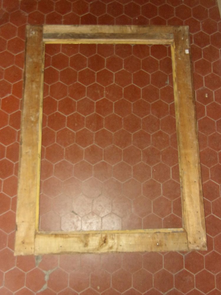 Large 19th century frame, in gilded wood.