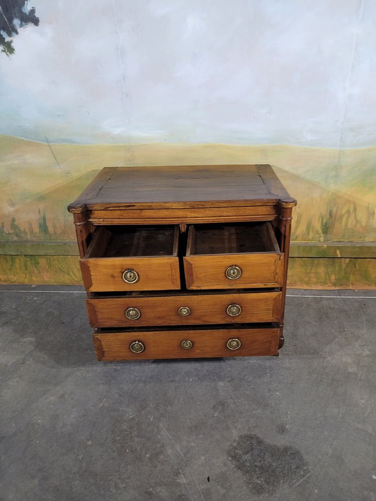 Cassettiera piccola del XVIII secolo