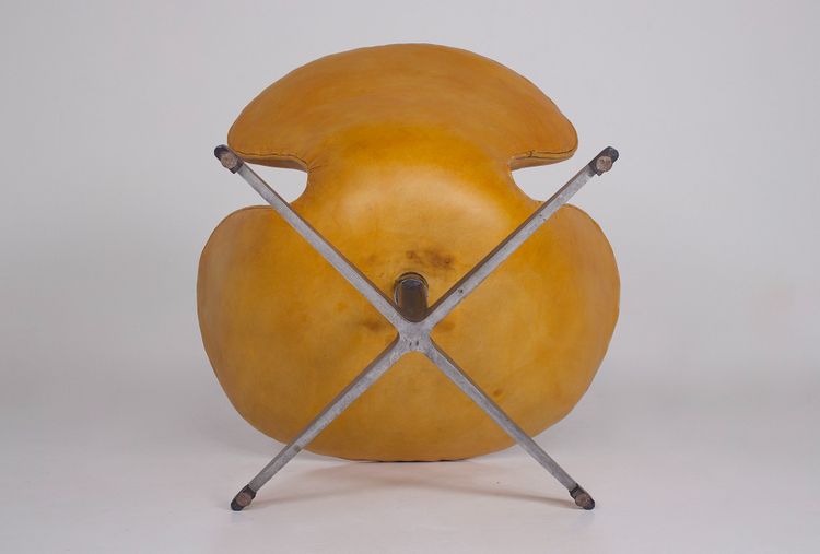 Fauteuil Swan en Cuir – Arne Jacobsen